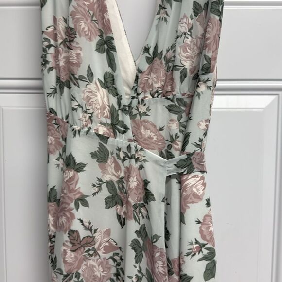 Lovers + Friends Cream & Green Floral Chiffon Wrap Maxi - Lined V Neck Size 0 - Picture 3 of 6